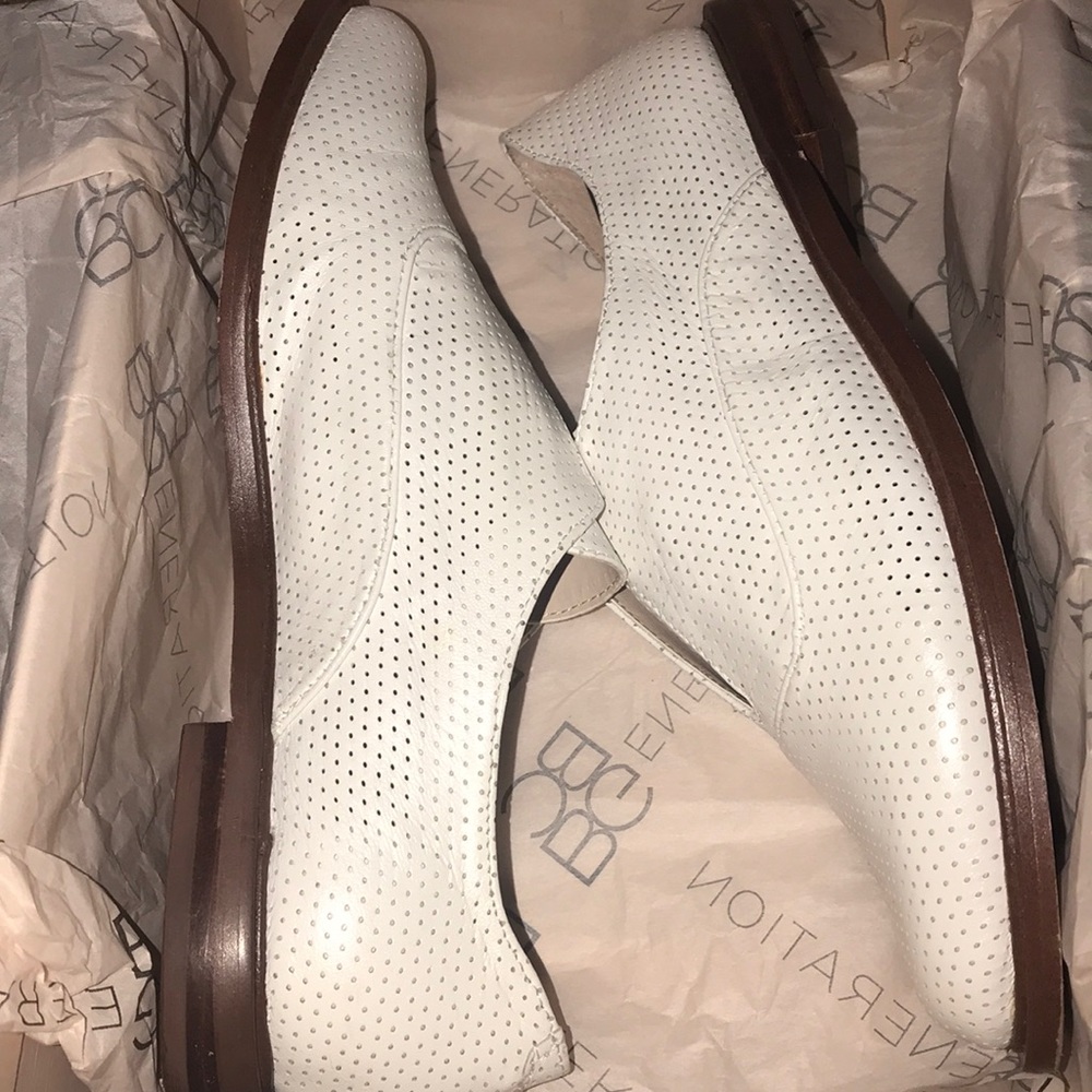 BCBGENERATION PERF LEATHER CAS SHOES WORN TWICE.